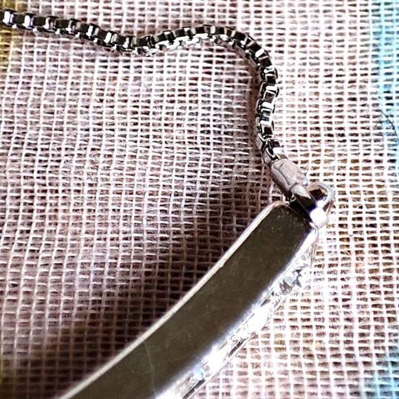 Silver Tone LOVE Sweetheart Clear Rhinestone Slide Bracelet Preloved - Picture 2 of 10